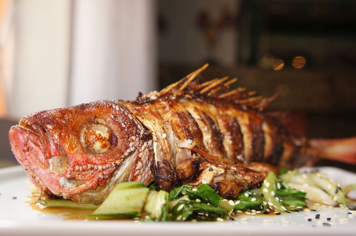 Asian Style Fish é um dos pratos em destaque no cardápio de jantar 
