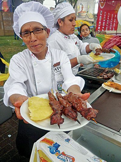 Feira une alta gastronomia e comida de rua peruana (Divulgação)
