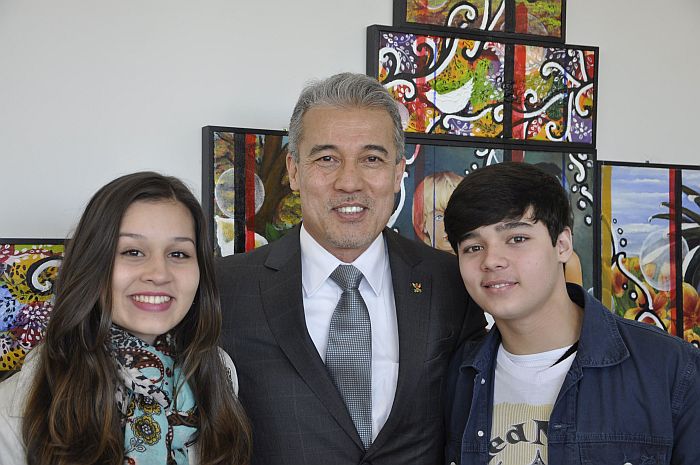 Acef Said com os filhos Camila e Leonardo (Heloisa Rego)