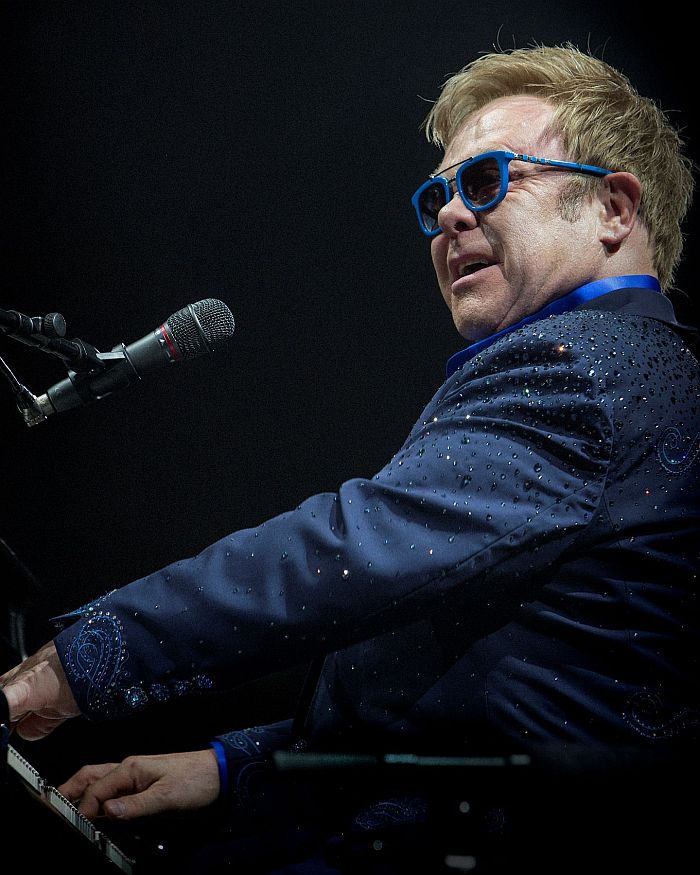  Elton John - Crédito: Tony Smith