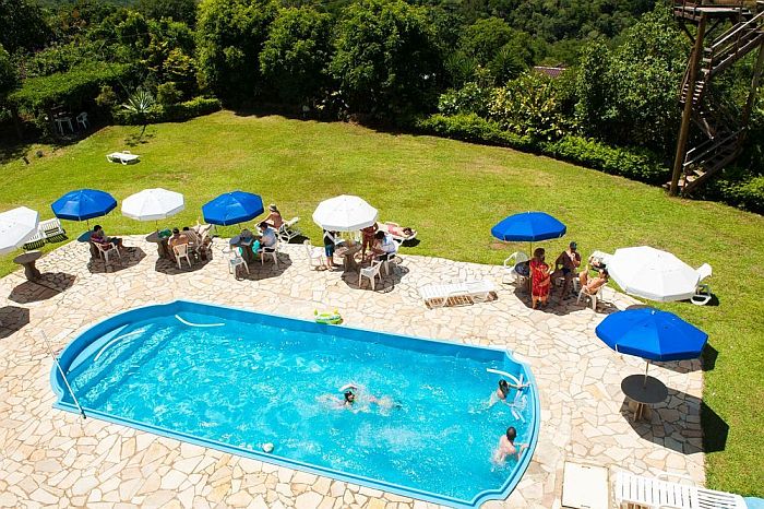 Infraestrutura de lazer do hotel oferece três piscinas fresquinhas (Divulgação/Thermas Piratuba)