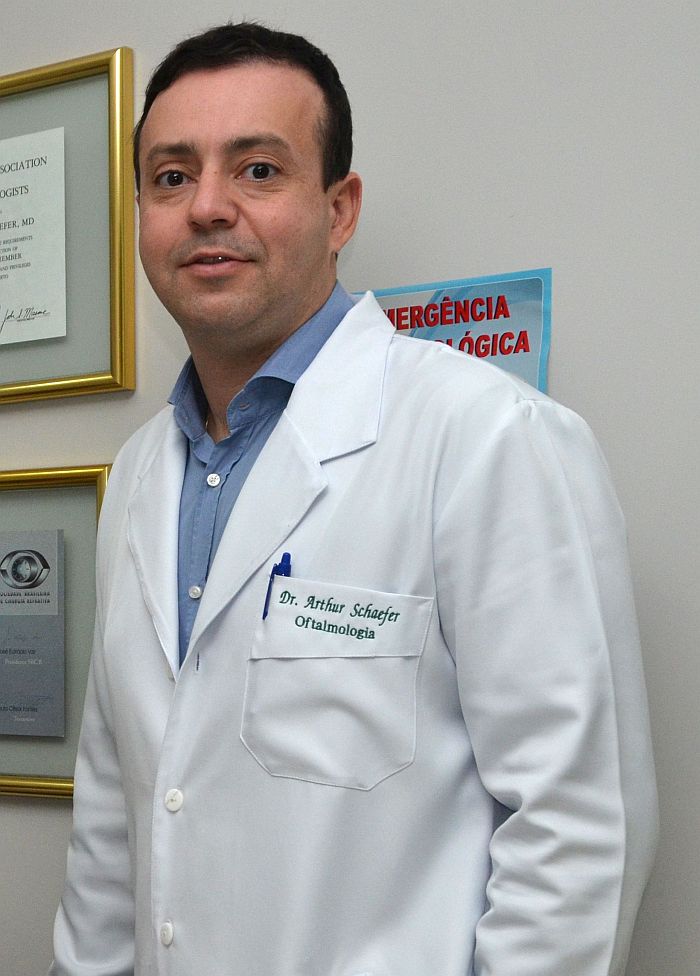 Dr. Arthur Schaefer, especialista da Clínica Schaefer, de Curitiba (Divulgação)