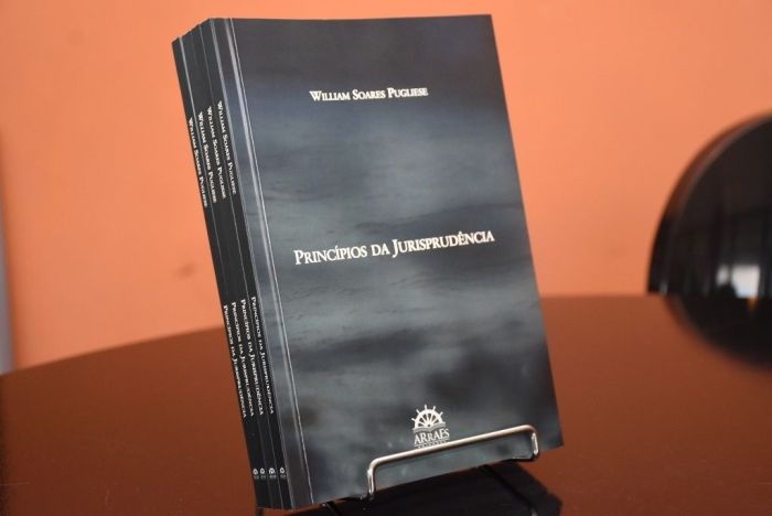 Livro foi publicado pela Arraes Editores - Foto: Bebel Ritzmann