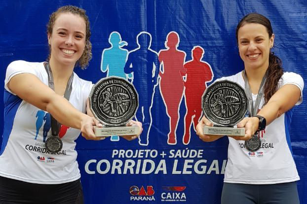 Jéssica Rigatti e Maria Fernanda Braga conquistaram o 3º lugar na prova de revezamento na categoria dupla feminina - Foto: Divulgação