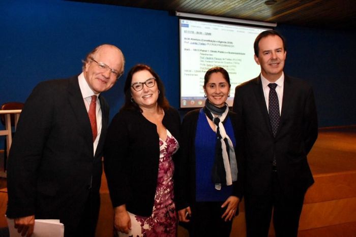 Professores Juarez, Betina, Vivian e o desembargador Fernando - Foto: Bebel Ritzmann