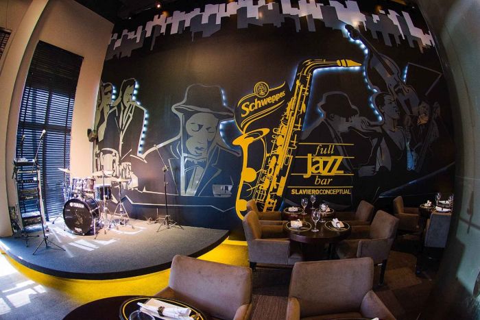 Full Jazz Bar é um restaurante temático referência em jazz e suas vertentes - Foto: Divulgação