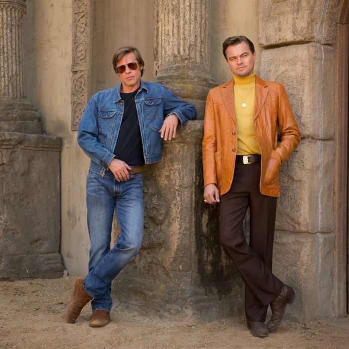 Brad Pitt e Leonardo Di Caprio são dirigidos por Quentin Tarantino - Foto: Divulgação
