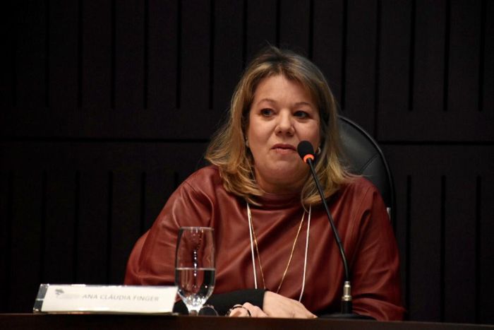 Professora Ana Cláudia Finger - Foto: Bebel Ritzmann