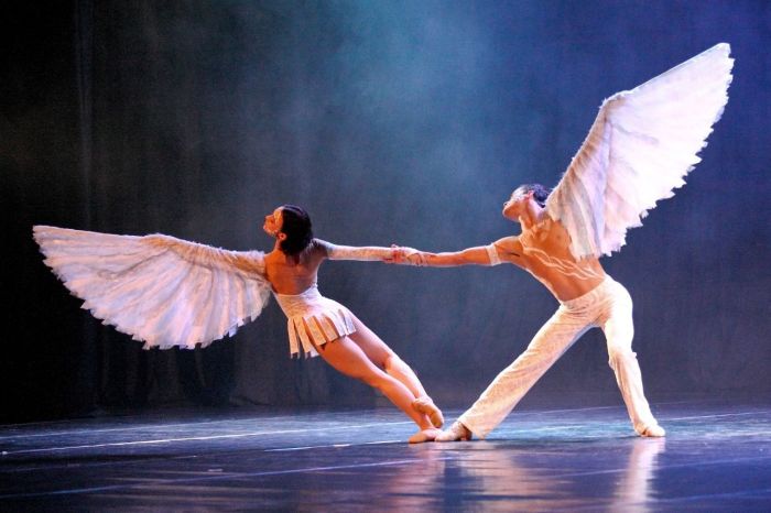 Bailarinos Sergey Chumakov e Helena Petrichenco - Foto: Divulgação