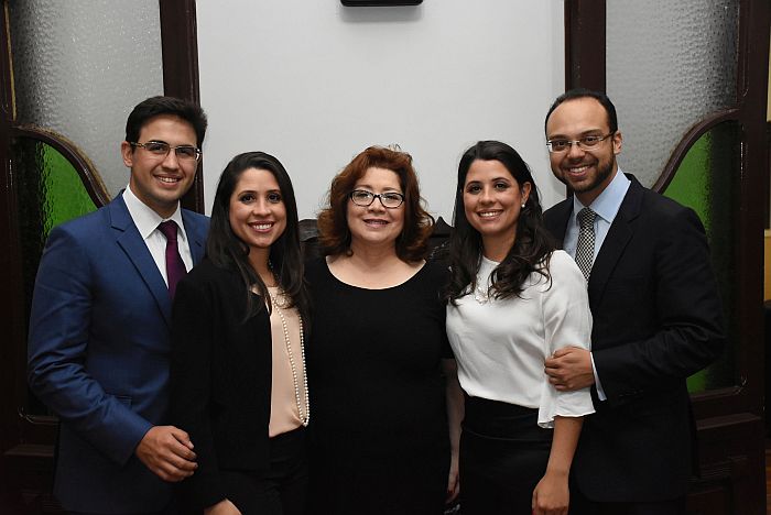 Guilherme Luchesi, Luciana Xavier, Mara Lopes Leite, Marilia Xavier e Pugliese (Bebel Ritzmann)