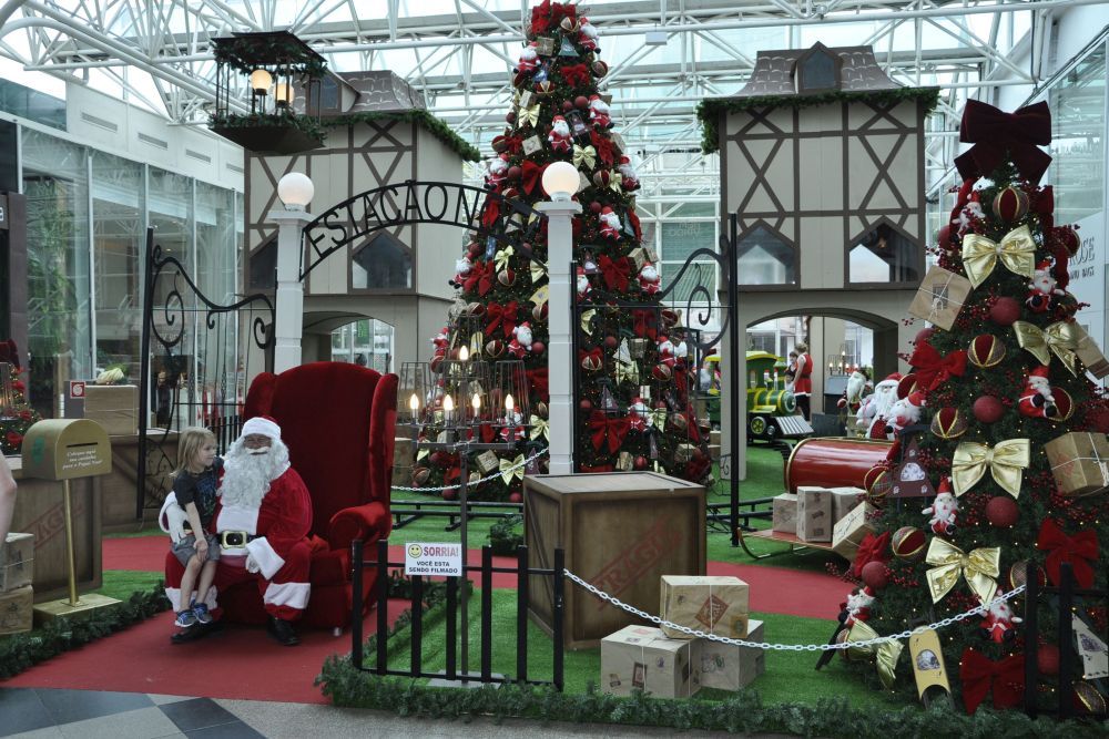 Cantos e encantos no Natal do Shopping Novo Batel