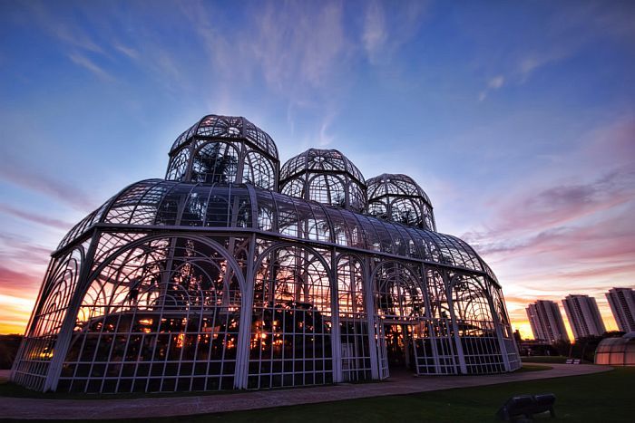 Como aproveitar os últimos dias de férias em Curitiba gastando pouco