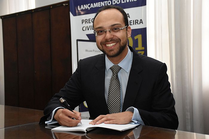 Professor William Pugliese lança livro sobre precedentes no sistema jurídico brasileiro