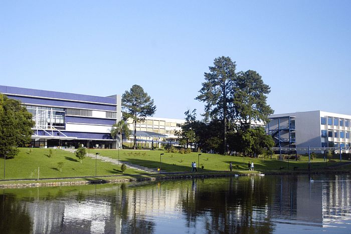 Universidade Positivo lança cursos livres na área de gestão municipal